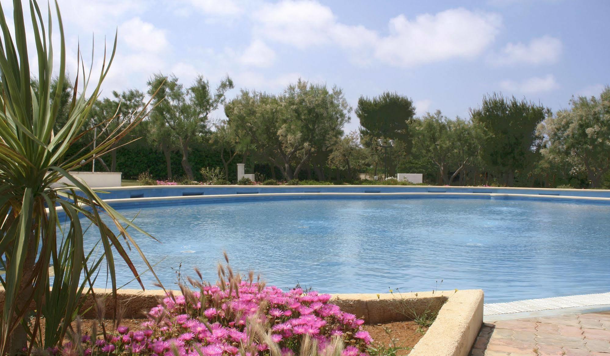 Camping Villaggio Lamaforca トッレ・サンタ・サビーナ エクステリア 写真