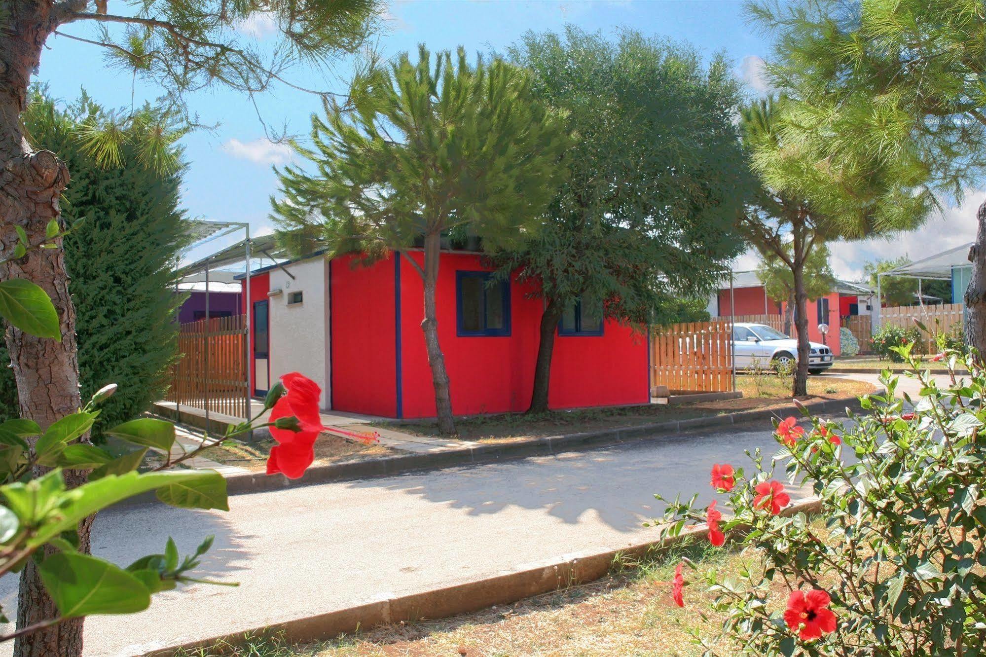Camping Villaggio Lamaforca トッレ・サンタ・サビーナ エクステリア 写真